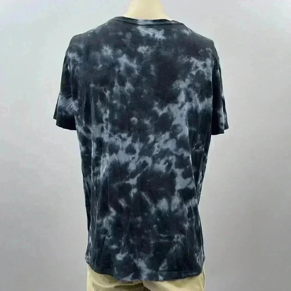 Fender Tie-Dye Guitar Graphic Tee Men Size XL Skate Casual Band Music - Picture 2 of 7